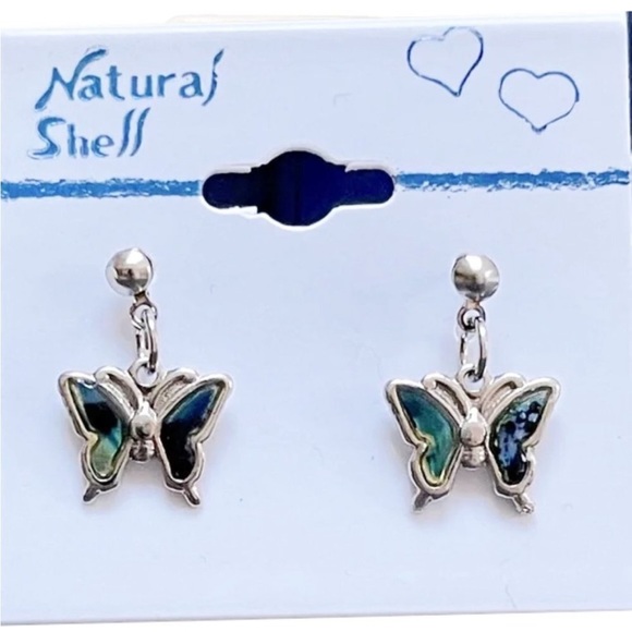 👋 3/$15 NATURAL SHELL STUD BUTTERFLY EARRINGS - Picture 1 of 7